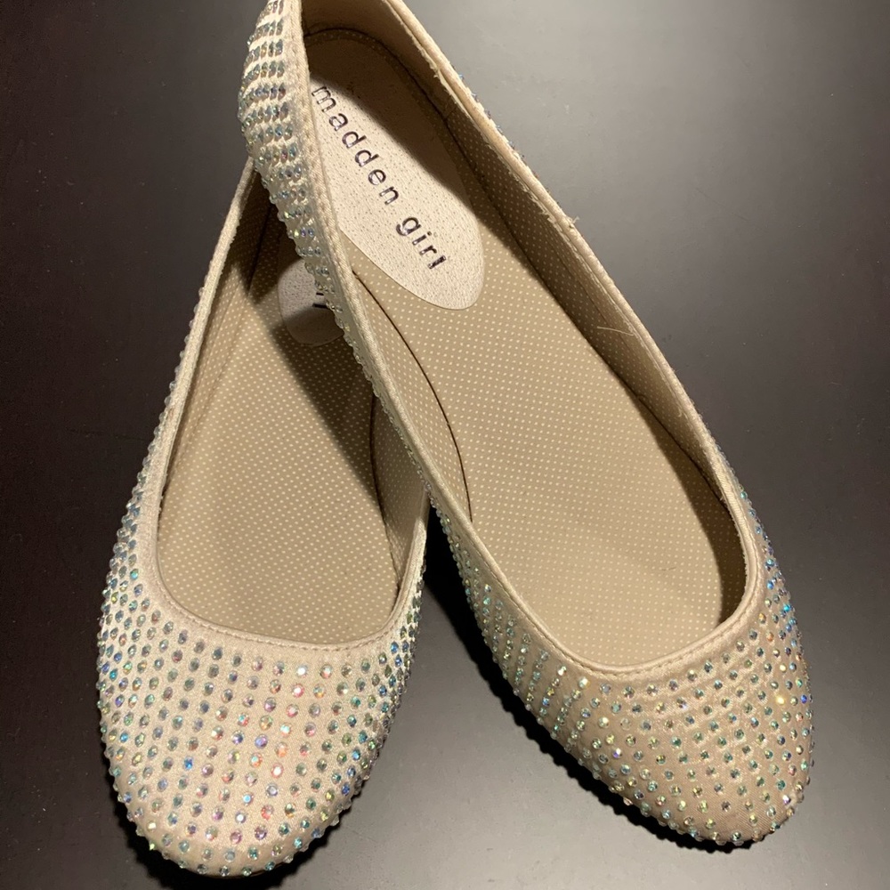 Madden Girl Tazorr rhinestone flats